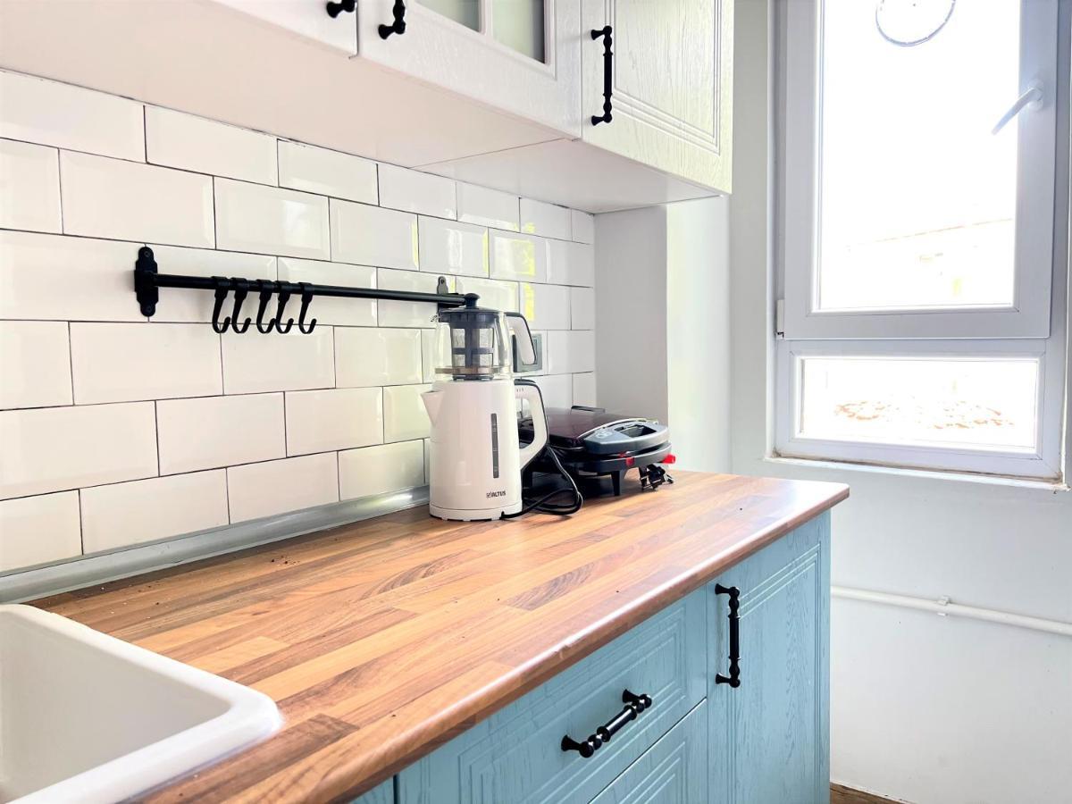 Wonder Homes- Cozy Flat, 2Br, Terrace, Cihangir, Frz3 Istanbul Eksteriør billede