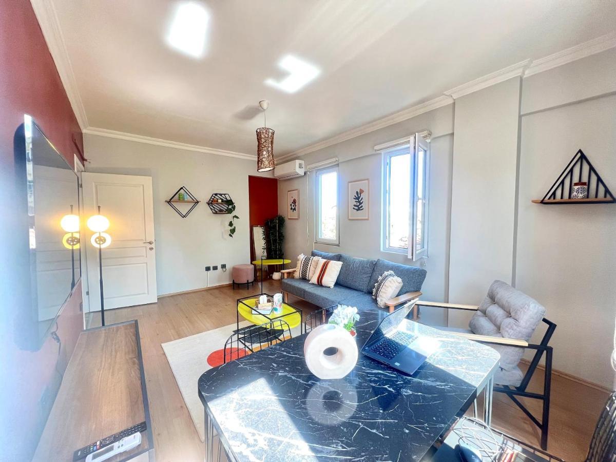 Wonder Homes- Cozy Flat, 2Br, Terrace, Cihangir, Frz3 Istanbul Eksteriør billede