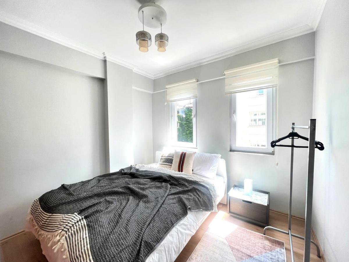 Wonder Homes- Cozy Flat, 2Br, Terrace, Cihangir, Frz3 Istanbul Eksteriør billede
